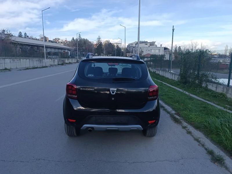 Dacia Sandero Stepway, снимка 6 - Автомобили и джипове - 52709868