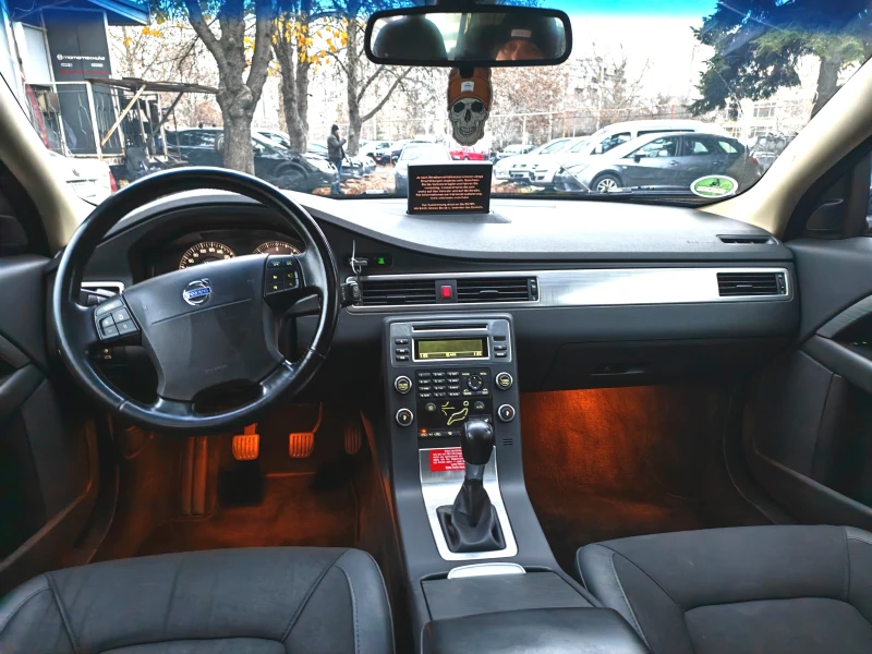 Volvo V70 2.0D-НАВИГАЦИЯ, снимка 11 - Автомобили и джипове - 52887441