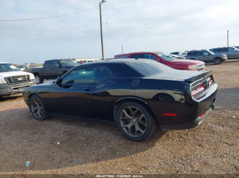 Dodge Challenger 3.6L V-6 DOHC, VVT, 305HP Rear Wheel Drive, снимка 6 - Автомобили и джипове - 53288250