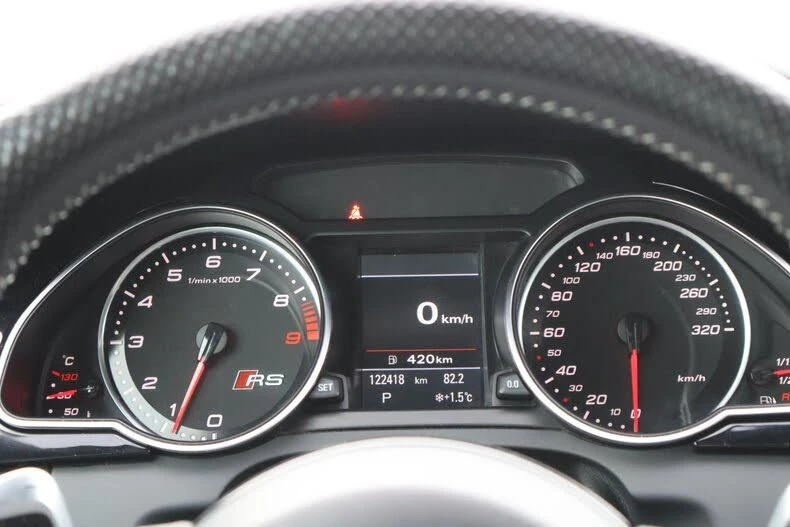 Audi Rs5 Quattro Coupe* АвтоКредит* (ЦЕНА ДО БЪЛГАРИЯ), снимка 13 - Автомобили и джипове - 53329653