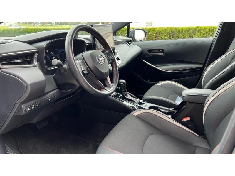 Toyota Corolla 2.0H GR Sport, снимка 9 - Автомобили и джипове - 53998646