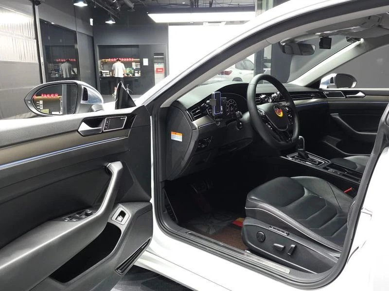 VW Arteon 2.0 TDI Prestige| 190к.с.| ВКЛ.ТЕХНОТЕСТ, снимка 10 - Автомобили и джипове - 55650150