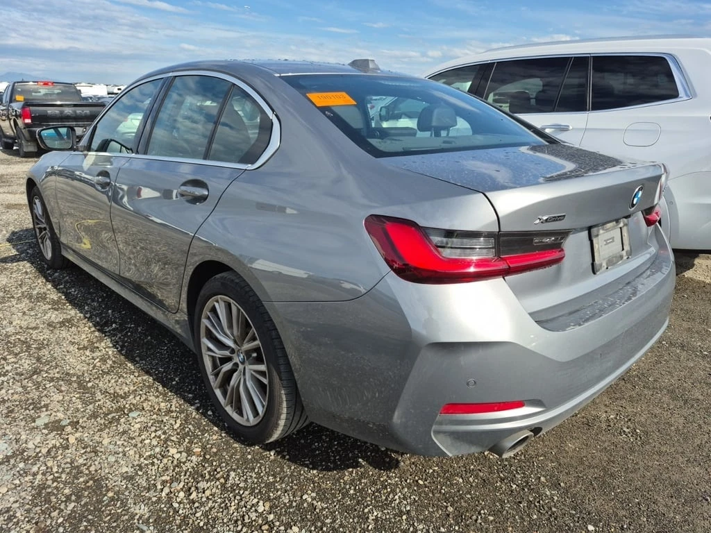 BMW 330 * 330I XDRIVE * CARFAX * БЕЗ ПЪРВОНАЧАЛНА ВНОСКА - изображение 4