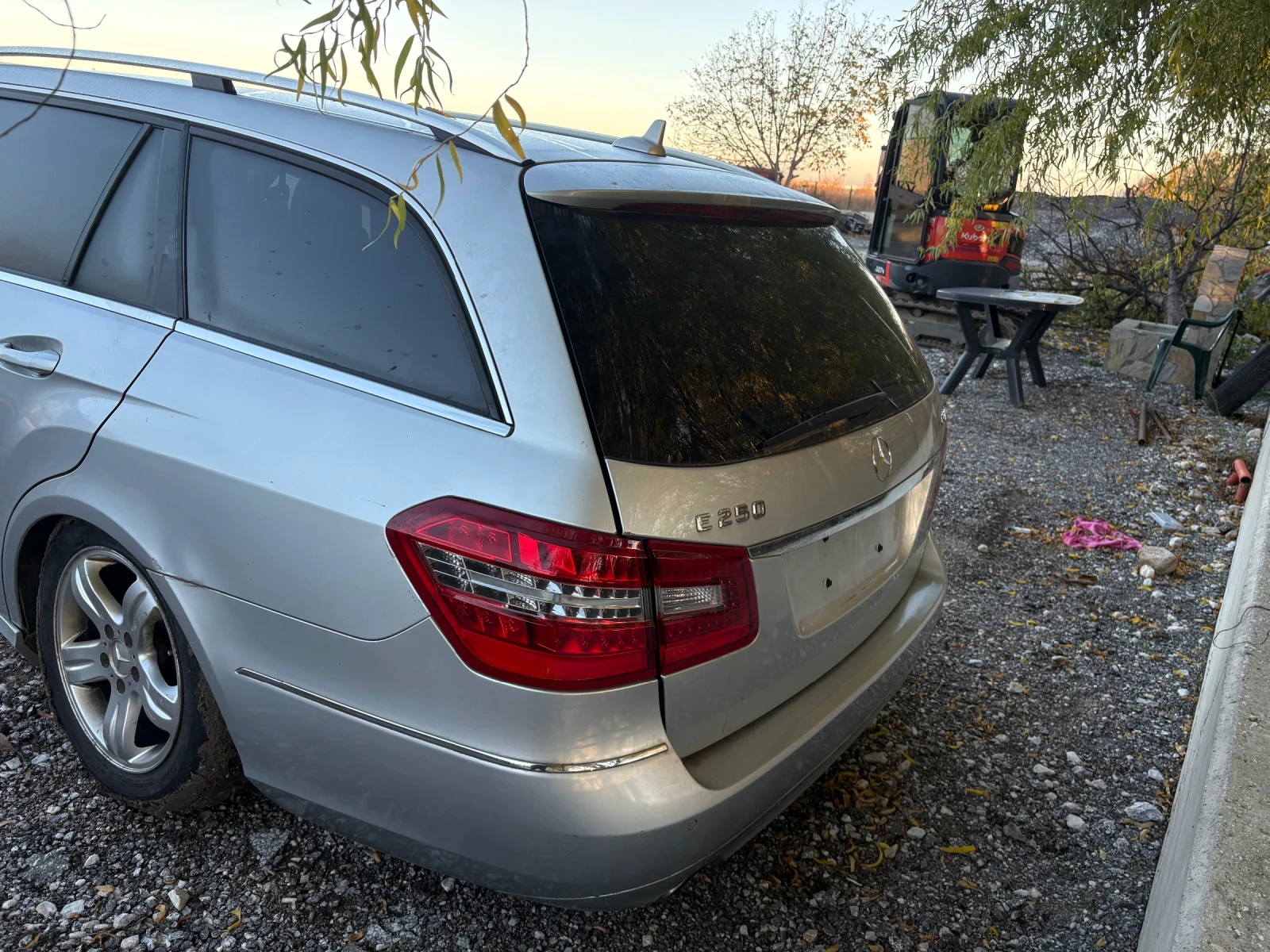 Mercedes-Benz E 250  - изображение 5