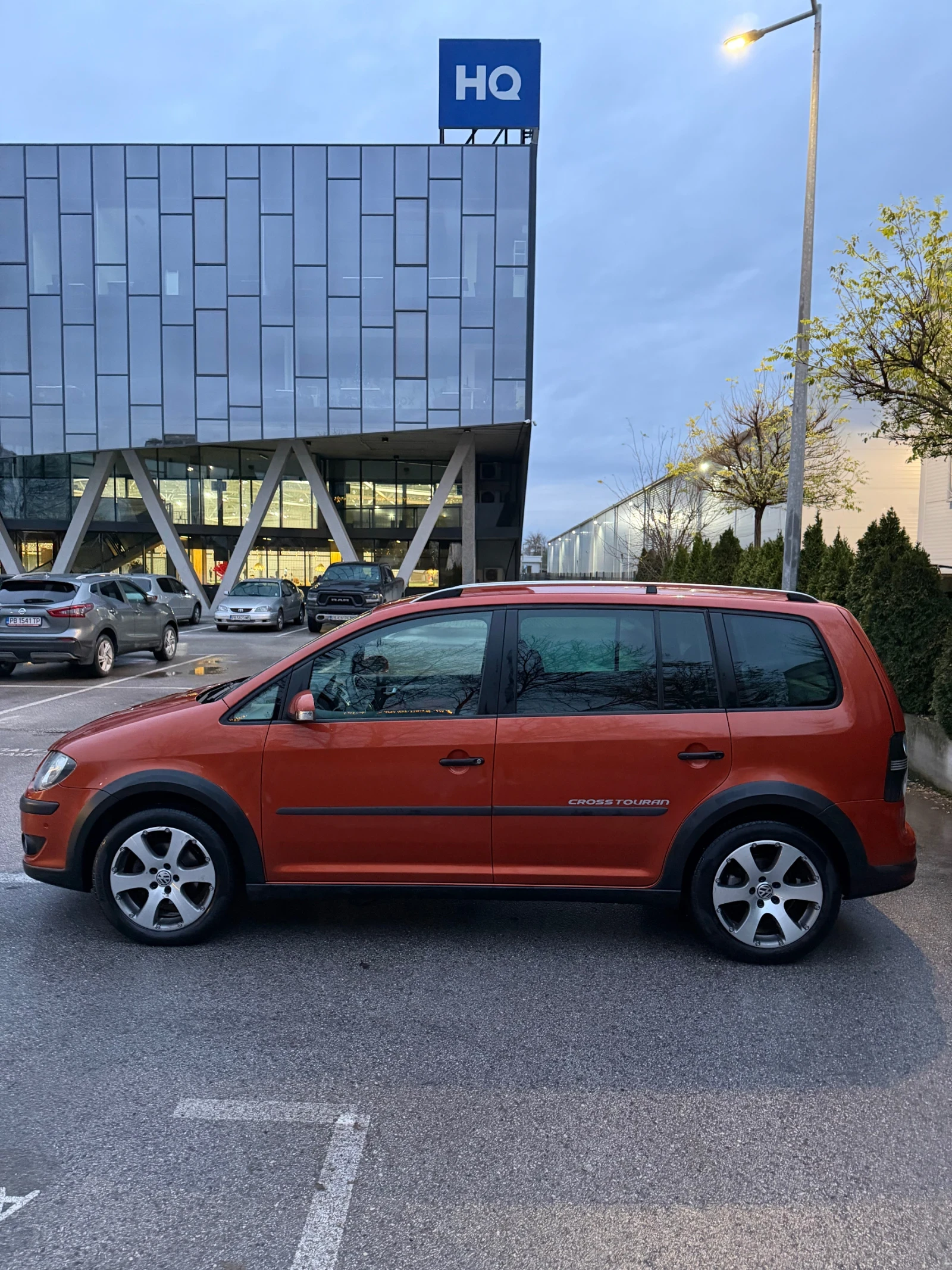 VW Touran CROSS TOURAN - изображение 3