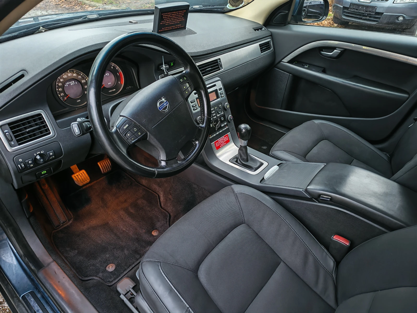 Volvo V70 2.0D-НАВИГАЦИЯ - изображение 9