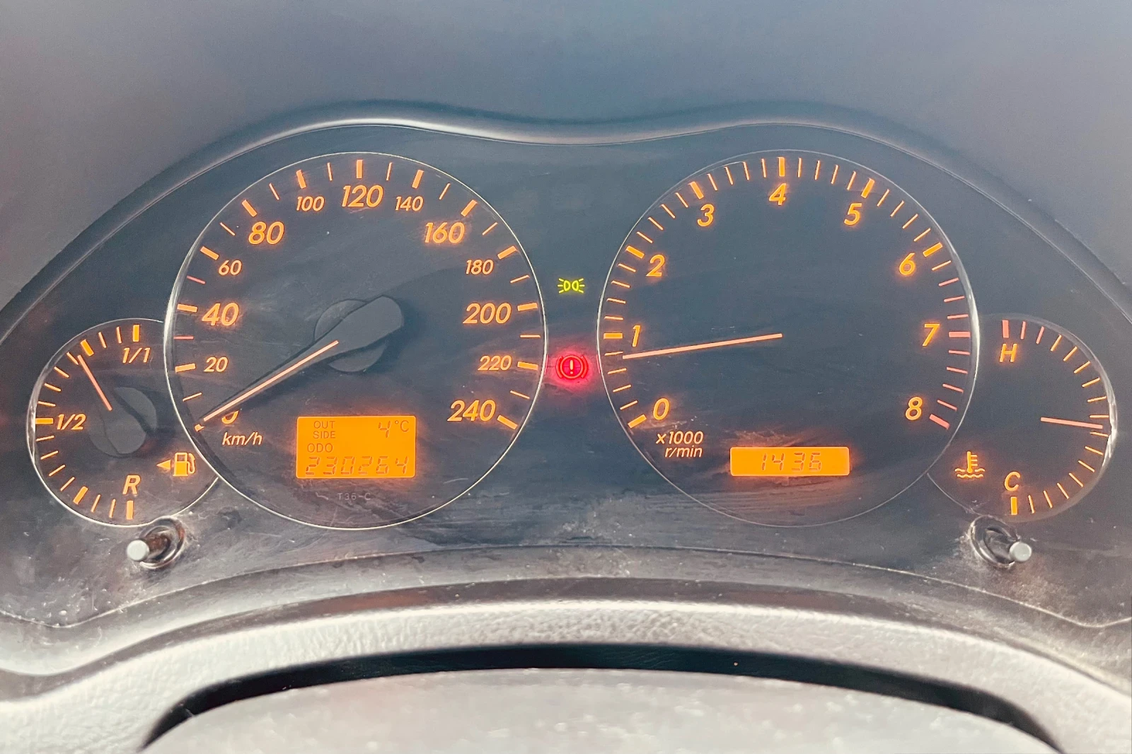 Toyota Avensis 1.8 ���., 129 �.�. | Mobile.bg � ����������� 15