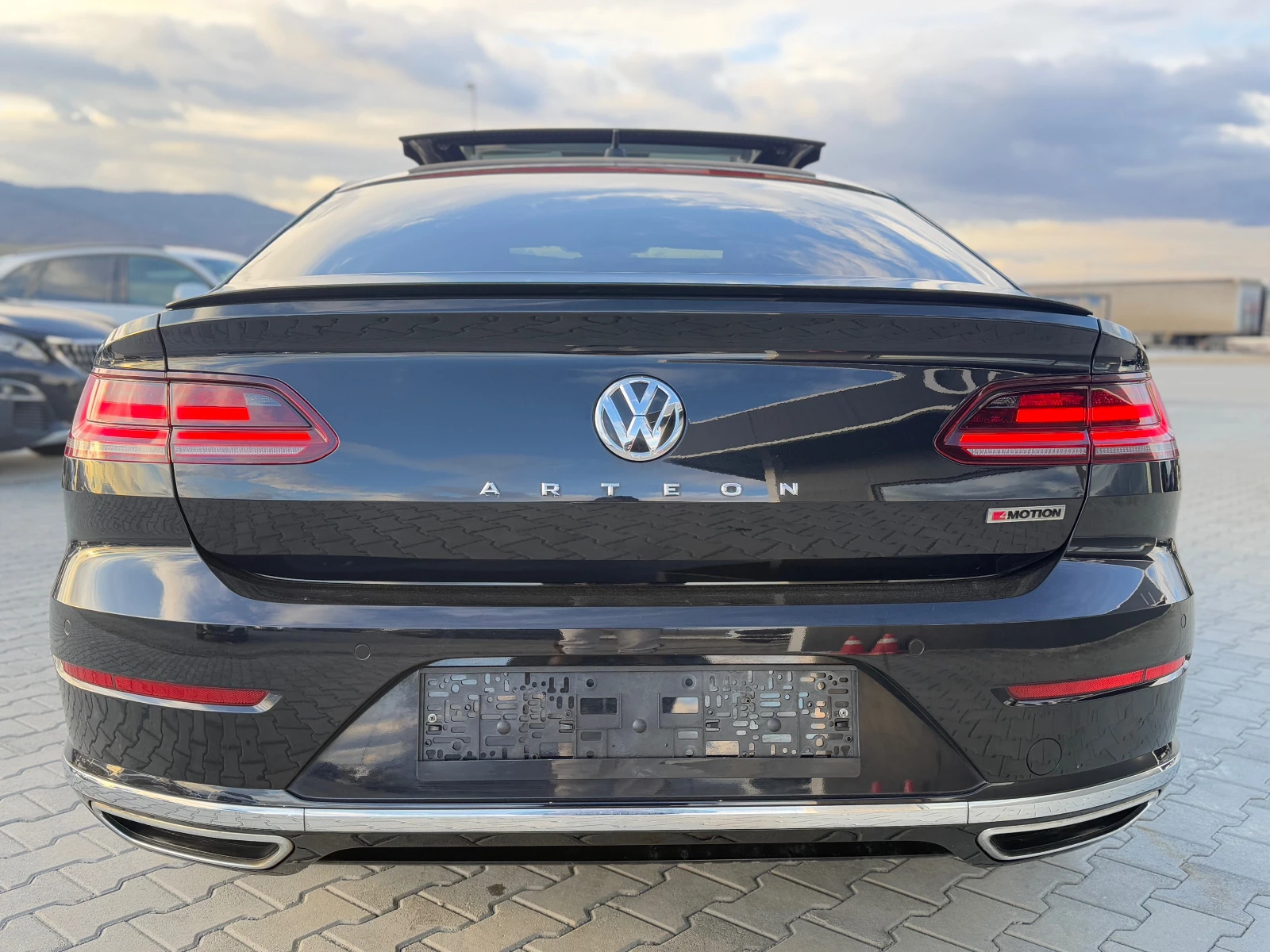 VW Arteon 2.0TDI 190 ks 4 Motion R line Собствен лизинг !!! - изображение 6