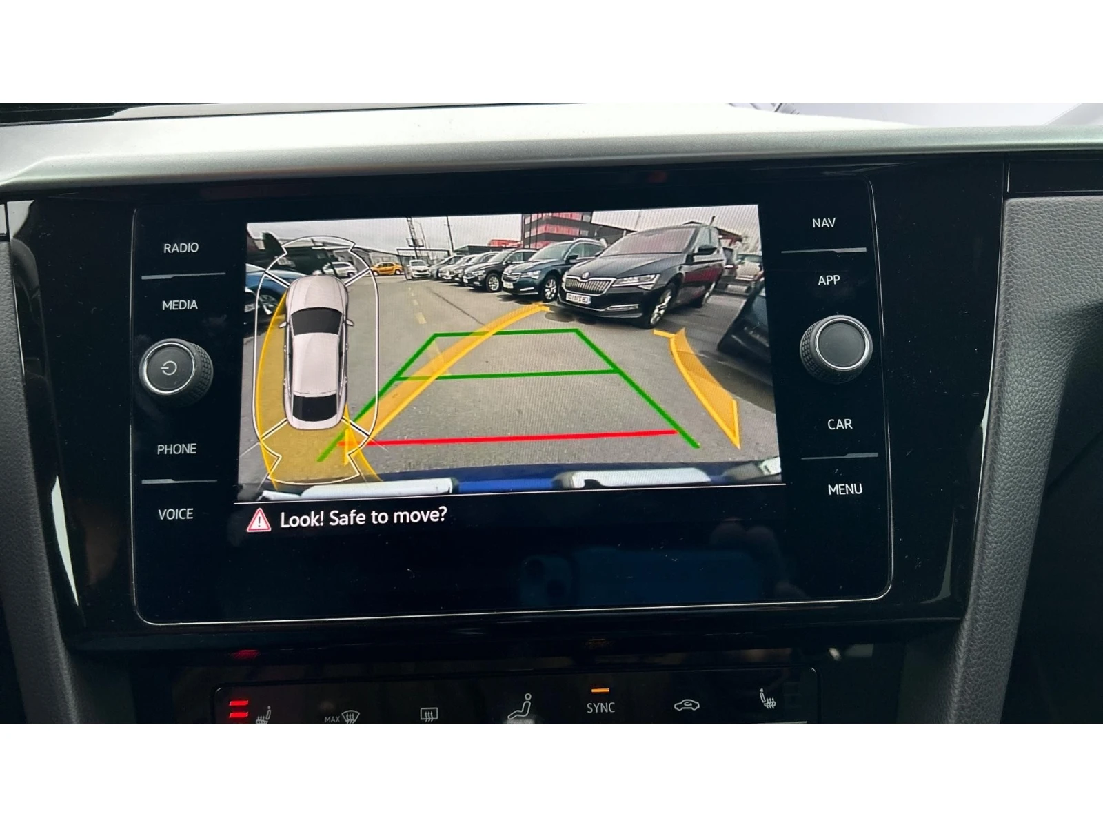 VW Arteon 2.0 TDi DSG SCR  R-Line, Месечна вноска от 382  , снимка 16 - Автомобили и джипове - 53963813