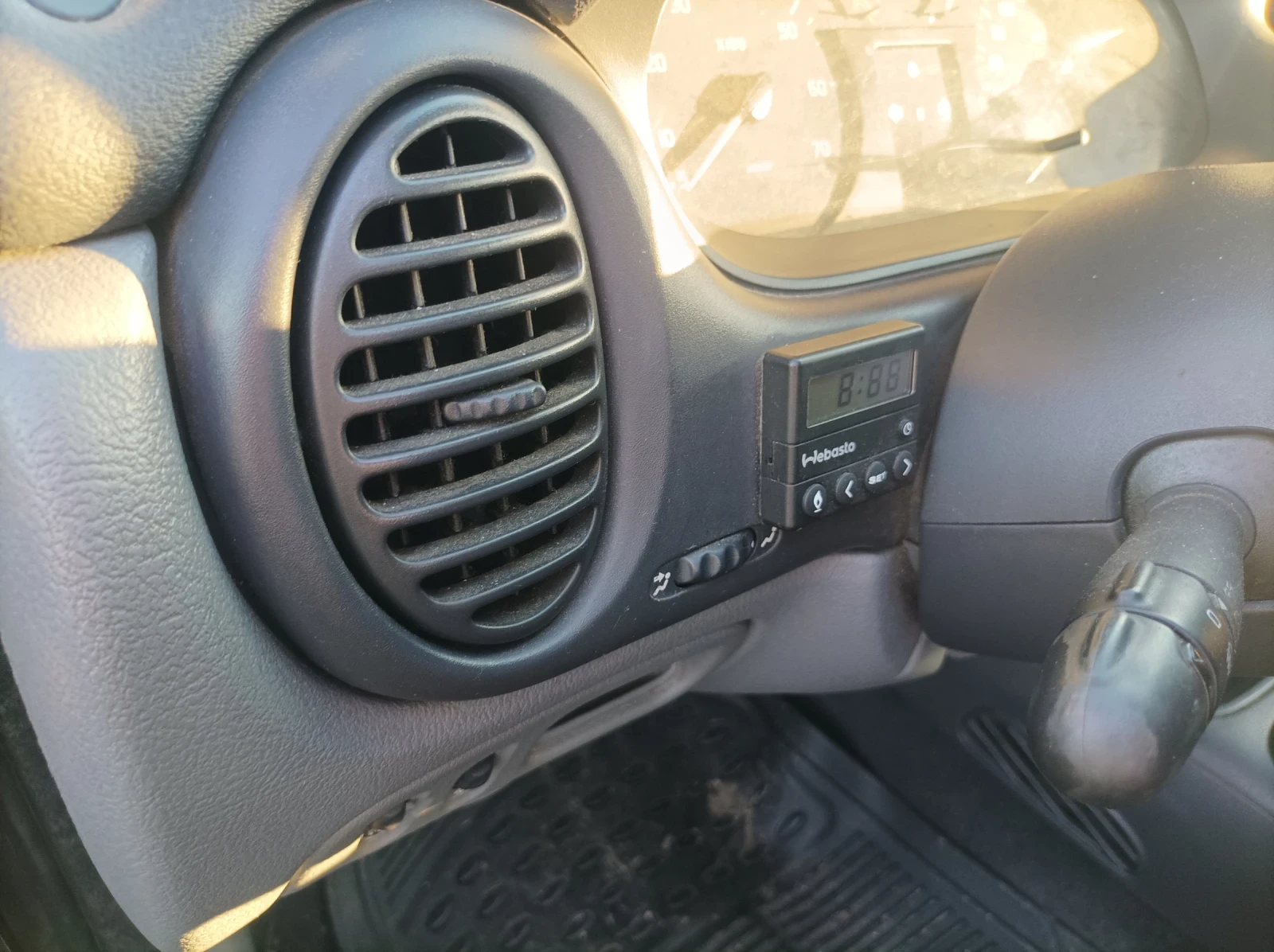 Renault Megane, снимка 3 - Автомобили и джипове - 54100350