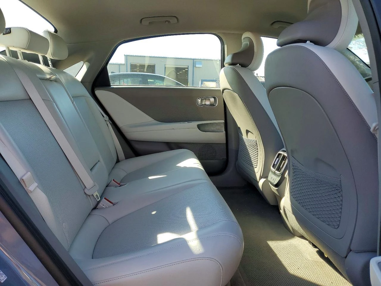 Hyundai Ioniq SEL RWD, снимка 10 - Автомобили и джипове - 54370277