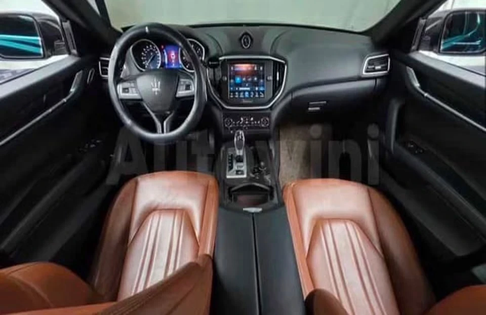Maserati Ghibli, снимка 3 - Автомобили и джипове - 55743336