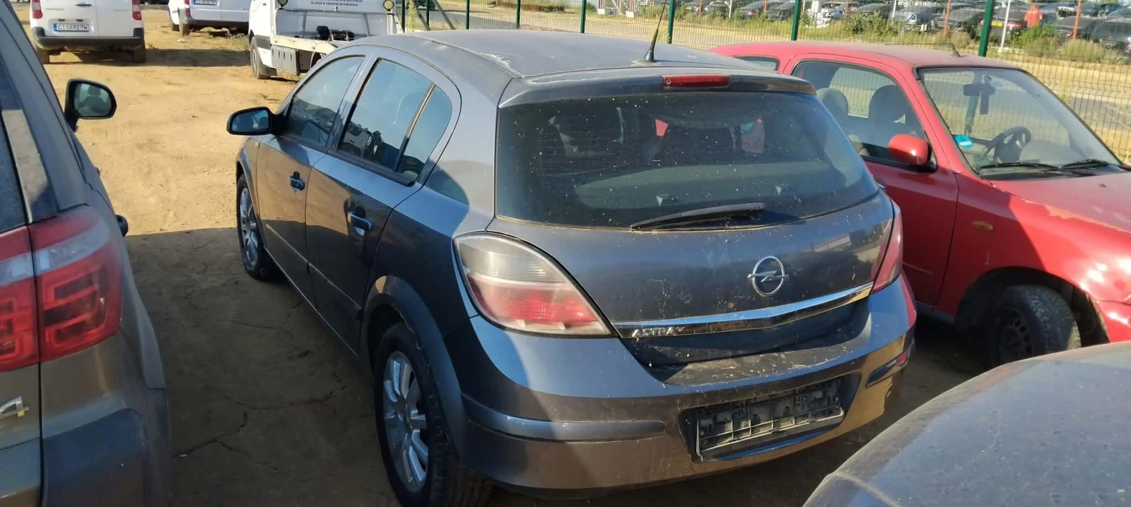 Opel Astra 1.4, снимка 4 - Автомобили и джипове - 55796701