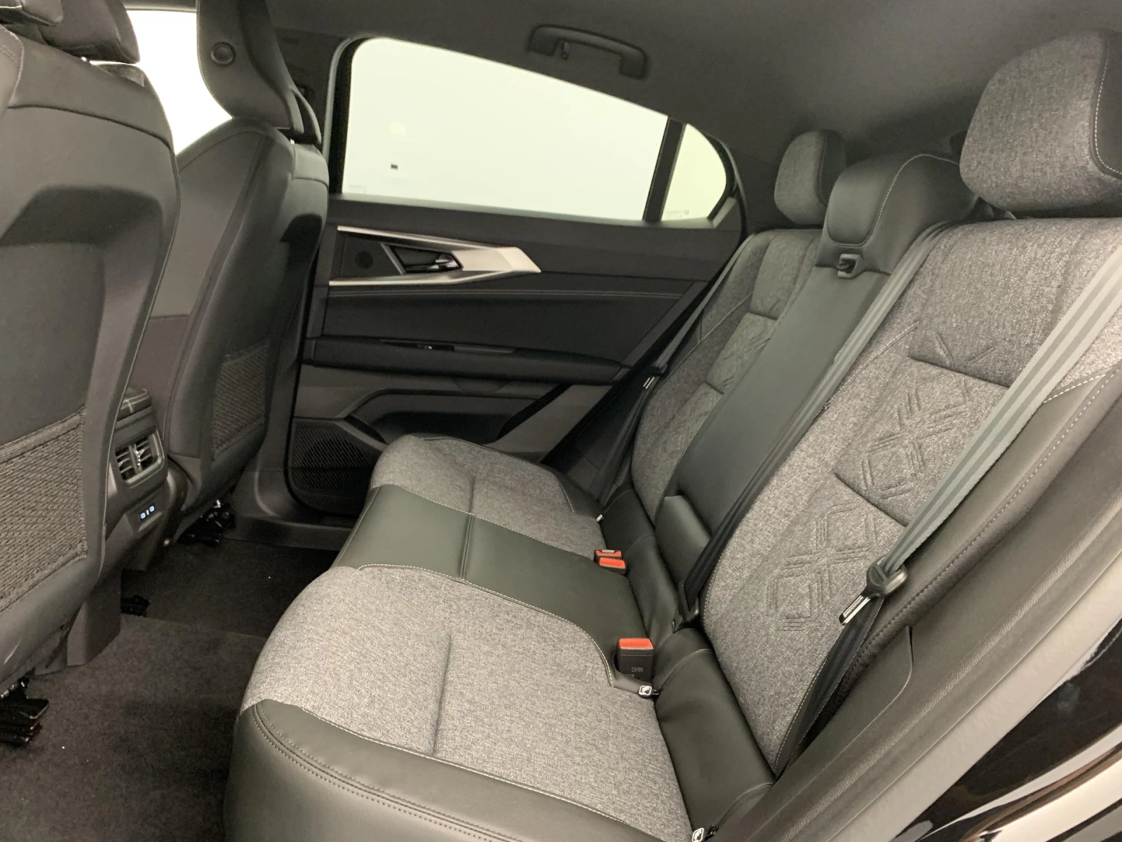 Renault Rafale 1.2 Techno - Hybrid, снимка 10 - Автомобили и джипове - 55898438