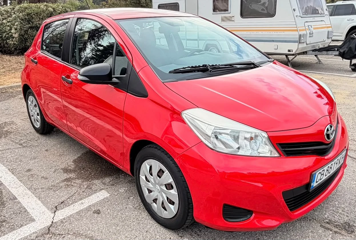 Toyota Yaris 1.3 VVT-I / 99к.с -42500км., снимка 3 - Автомобили и джипове - 56045943