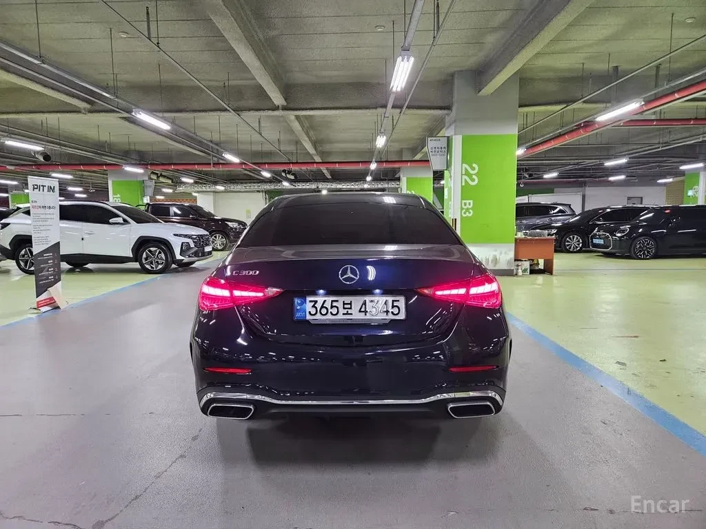 Mercedes-Benz C 300 AMG* LINE* BURMESTER* ОБДУХВАНЕ* ДИСТРОНИК* , снимка 5 - Автомобили и джипове - 56186082