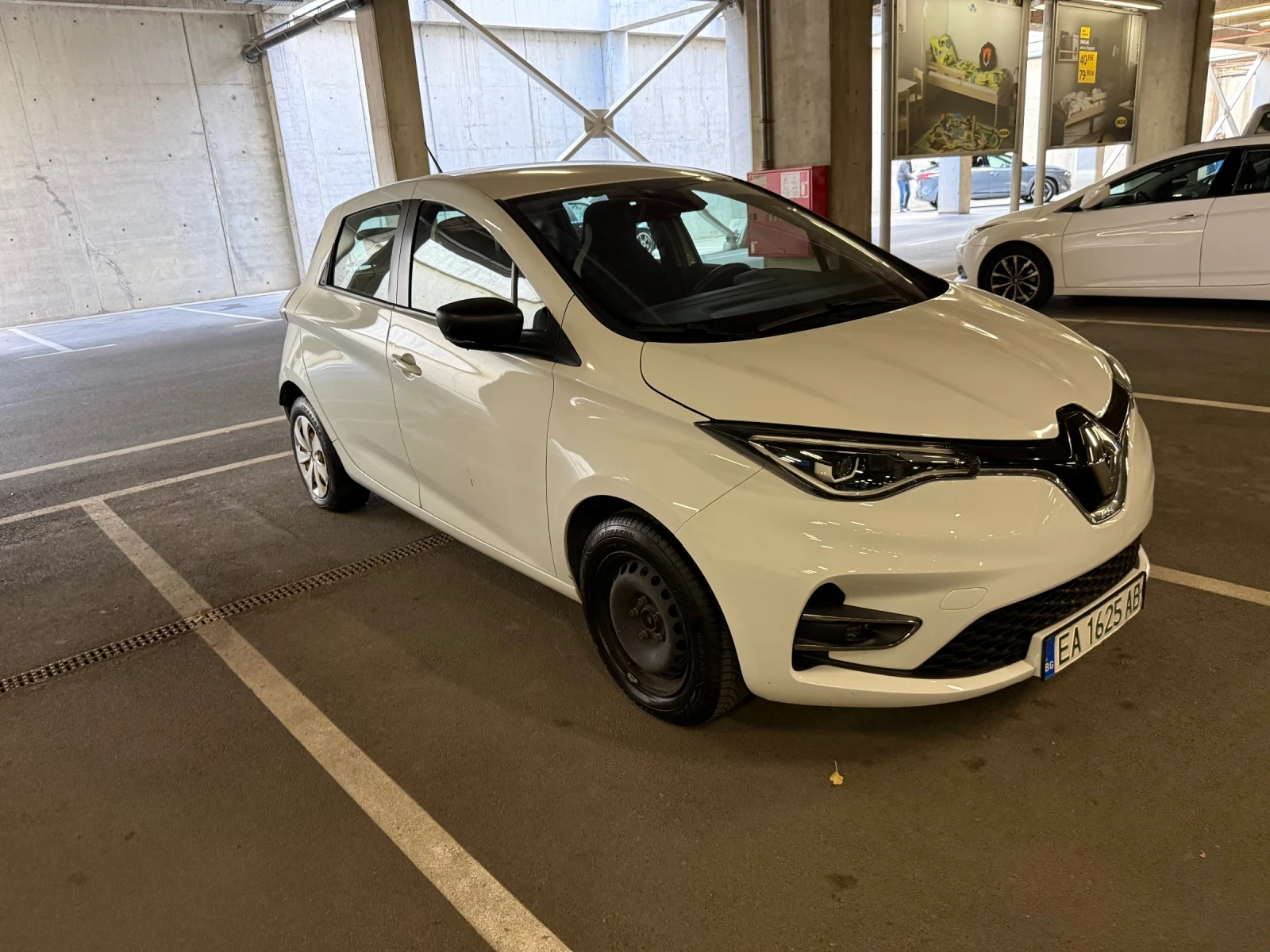 Renault Zoe, снимка 7 - Автомобили и джипове - 56259260