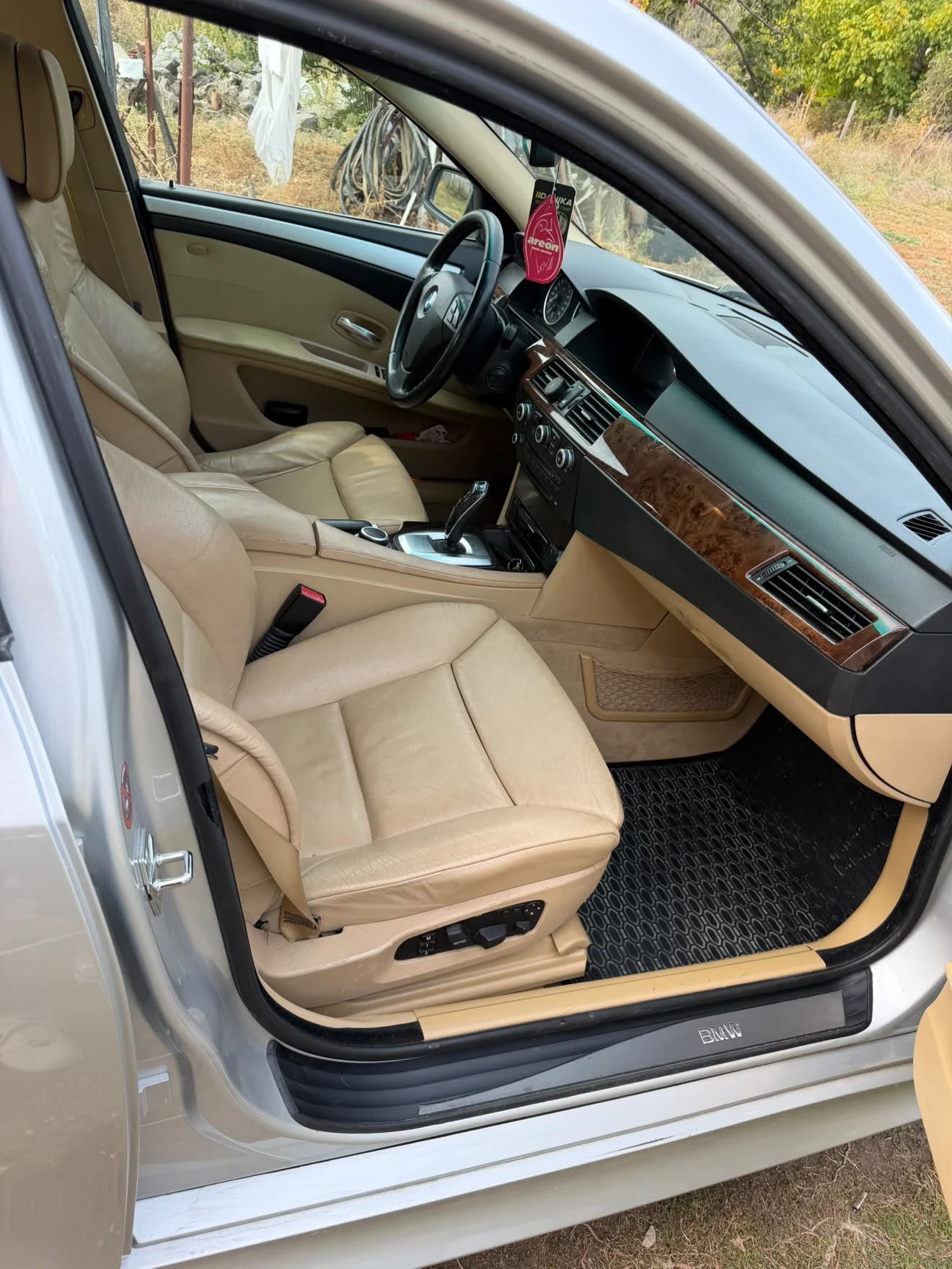 BMW 530, снимка 14 - Автомобили и джипове - 56568343