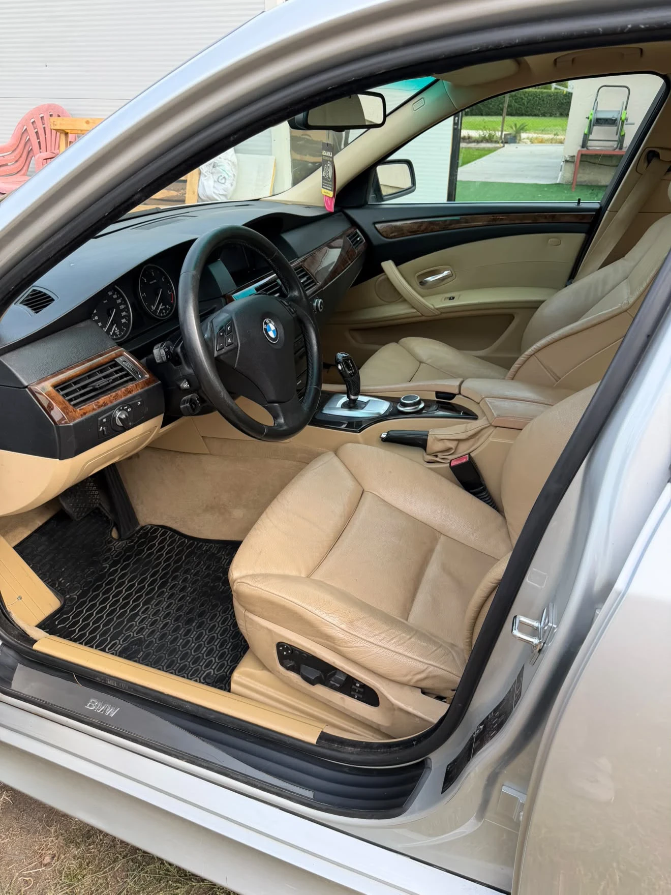 BMW 530, снимка 12 - Автомобили и джипове - 56568343