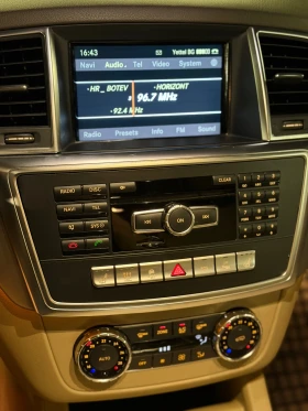 Mercedes-Benz ML 350 AMG* HARMAN KARDON* PANO* TOP* FULLMAX* , снимка 14