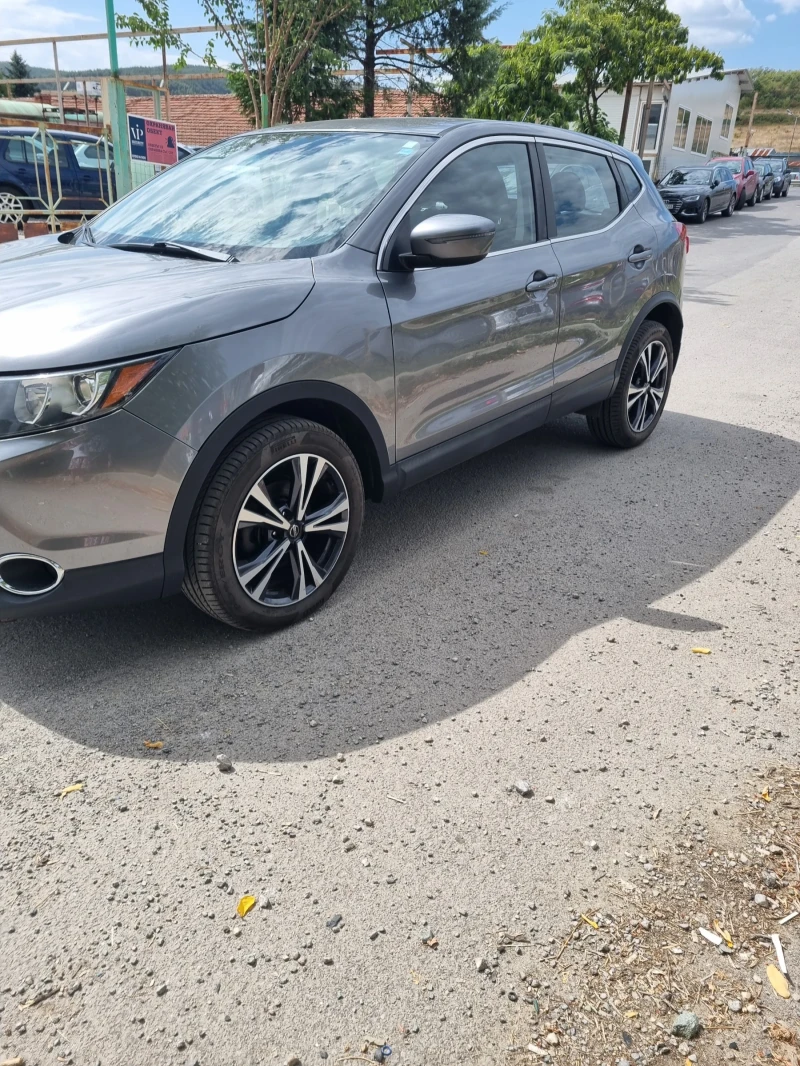 Nissan Qashqai AWD, снимка 3 - Автомобили и джипове - 47311959