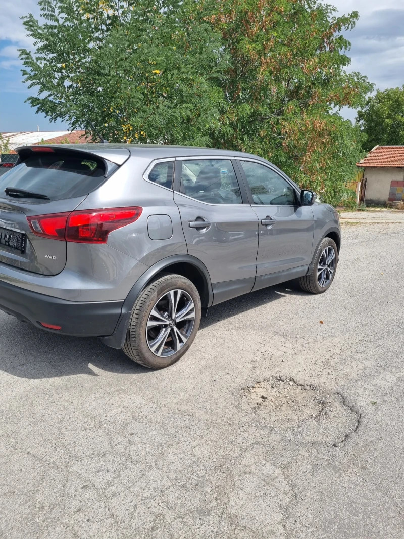 Nissan Qashqai AWD, снимка 7 - Автомобили и джипове - 47311959