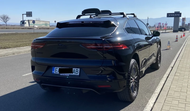 Jaguar I-Pace EV400 AWD, обслужен, снимка 8 - Автомобили и джипове - 48747858