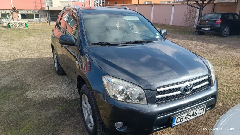 Toyota Rav4, снимка 6 - Автомобили и джипове - 49088706