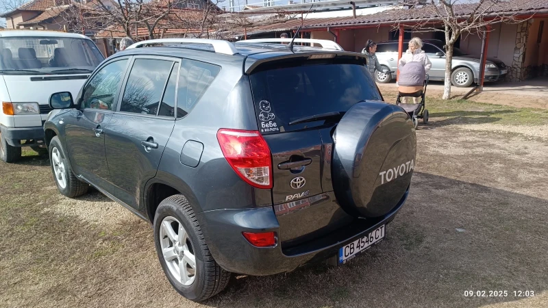 Toyota Rav4, снимка 7 - Автомобили и джипове - 49088706