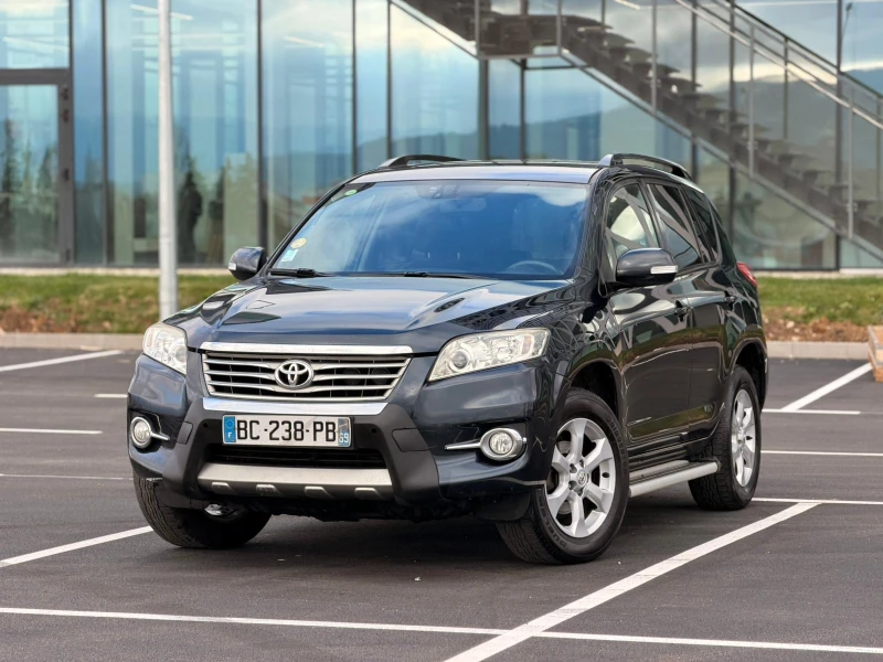 Toyota Rav4 2.2d4d Лизинг през Уникредит по 320 лева на месец