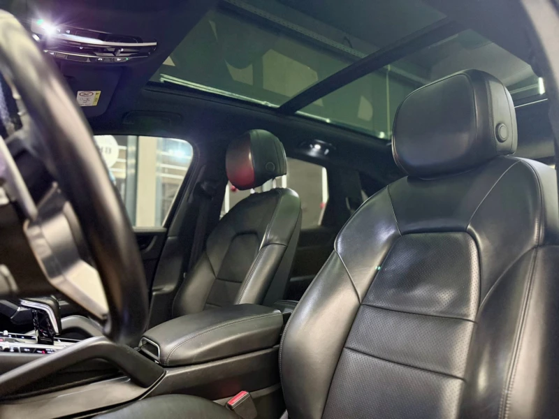 Porsche Cayenne * Панорама* CarPlay* Лизинг, снимка 8 - Автомобили и джипове - 52930646