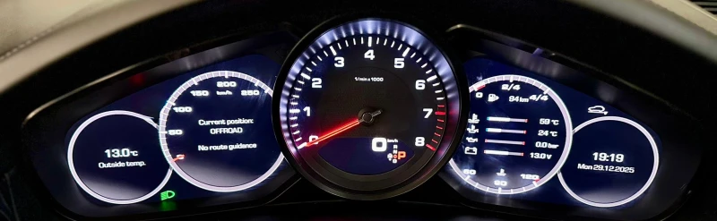 Porsche Cayenne * Панорама* CarPlay* Лизинг, снимка 11 - Автомобили и джипове - 52930646