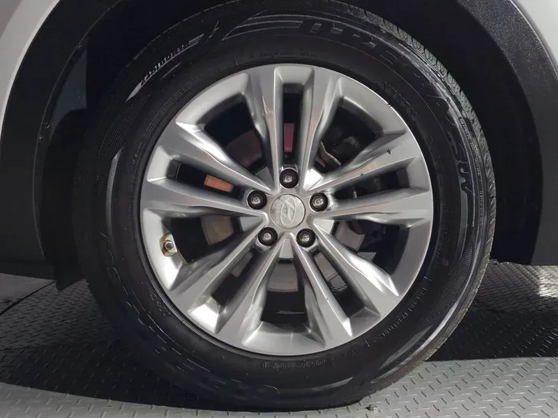 Hyundai Santa fe 2.0 2Wd Premium, снимка 5 - Автомобили и джипове - 55888679