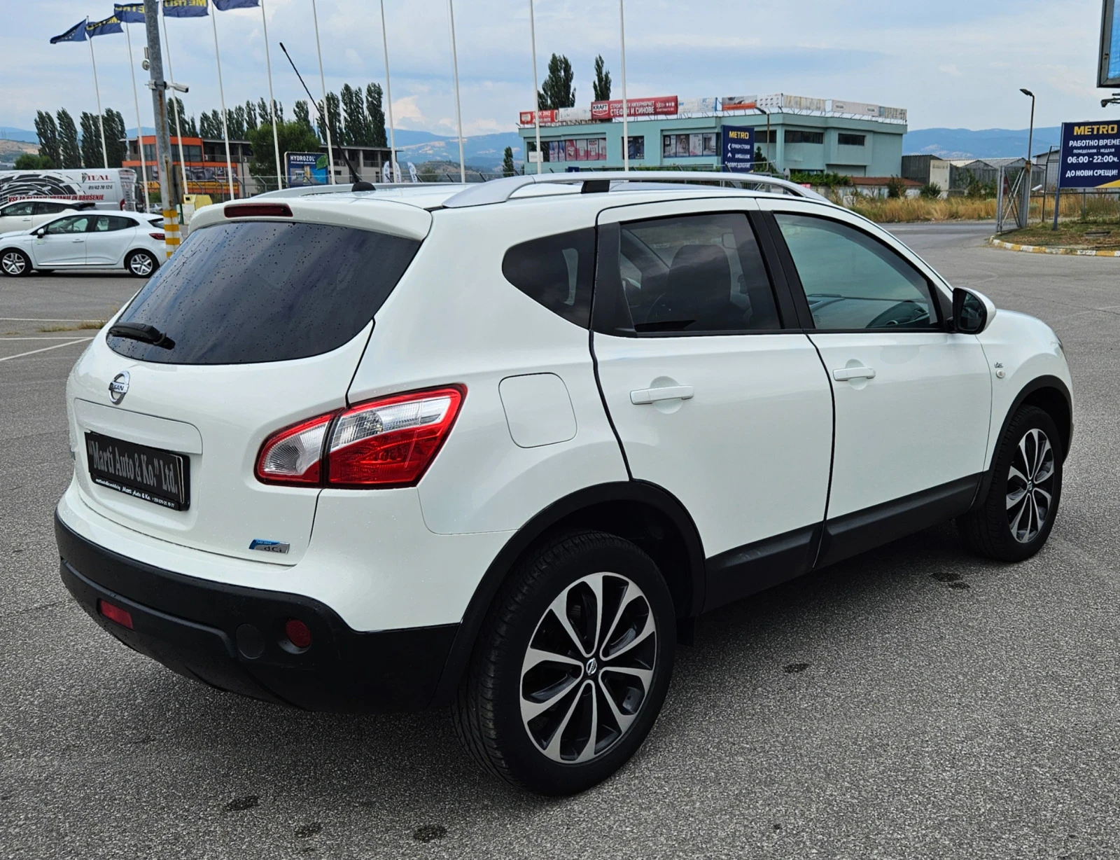 Nissan Qashqai 1.5 DCI N-Tec Pure Drive  - изображение 10