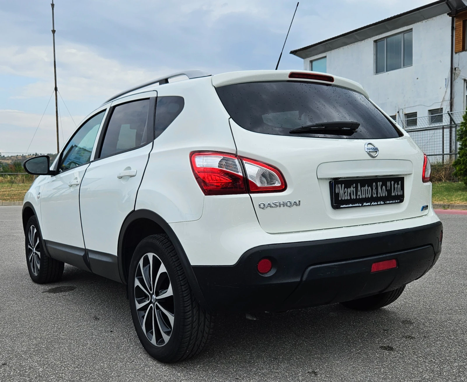 Nissan Qashqai 1.5 DCI N-Tec Pure Drive  - изображение 6