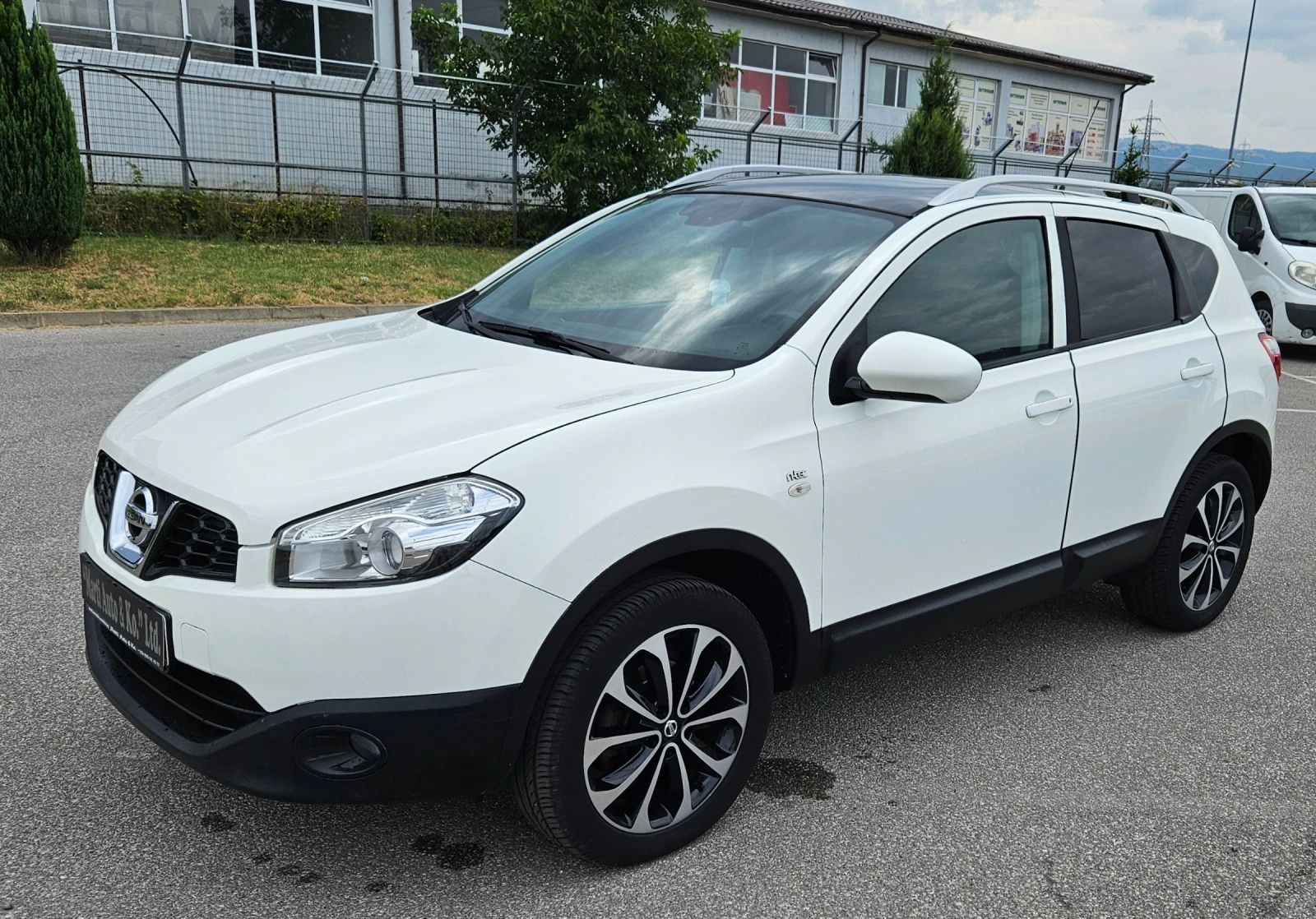 Nissan Qashqai 1.5 DCI N-Tec Pure Drive  - изображение 5