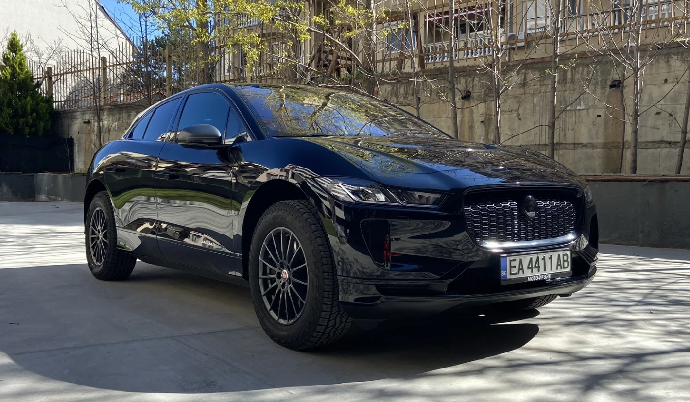 Jaguar I-Pace EV400 AWD, перфектна, обслужена - изображение 2