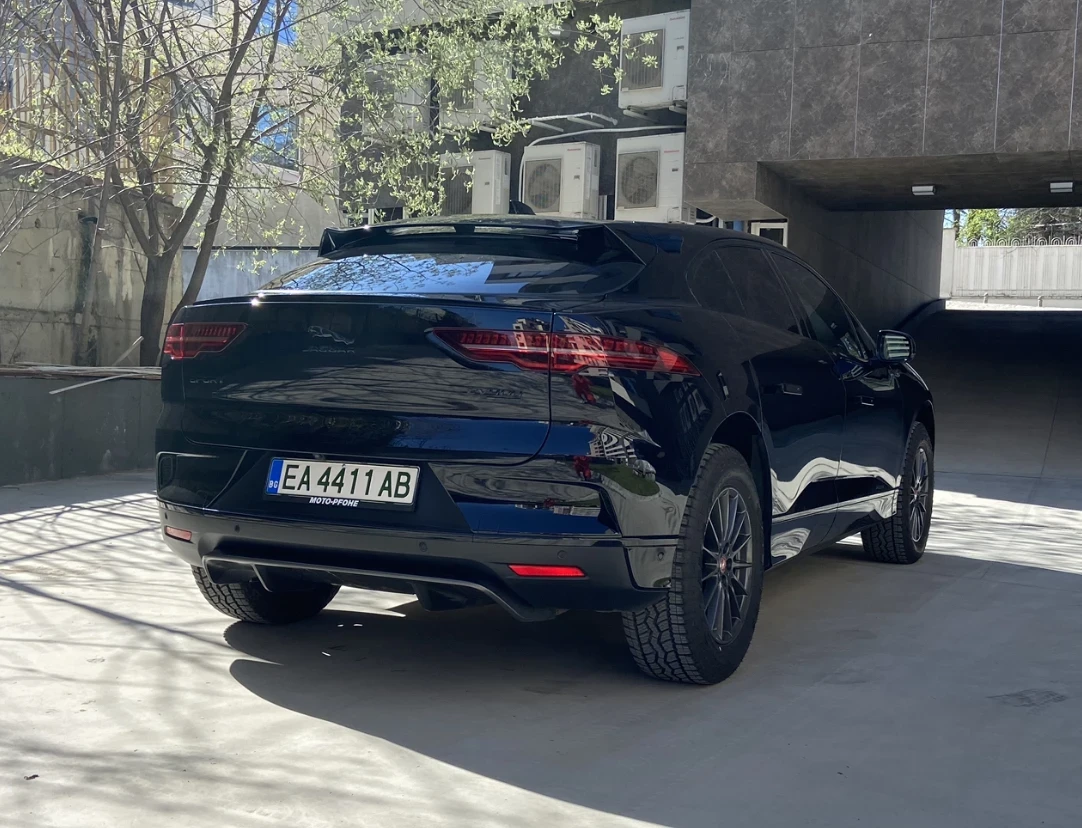 Jaguar I-Pace EV400 AWD, перфектна, обслужена - изображение 8