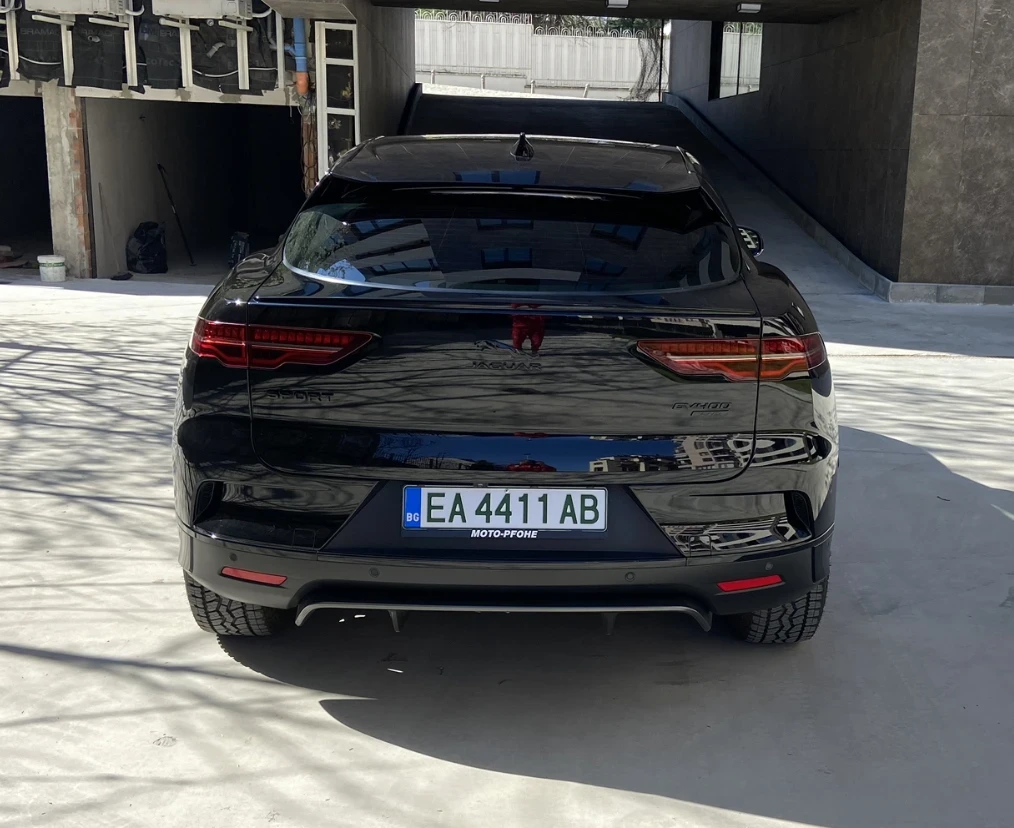 Jaguar I-Pace EV400 AWD, перфектна, обслужена - изображение 7