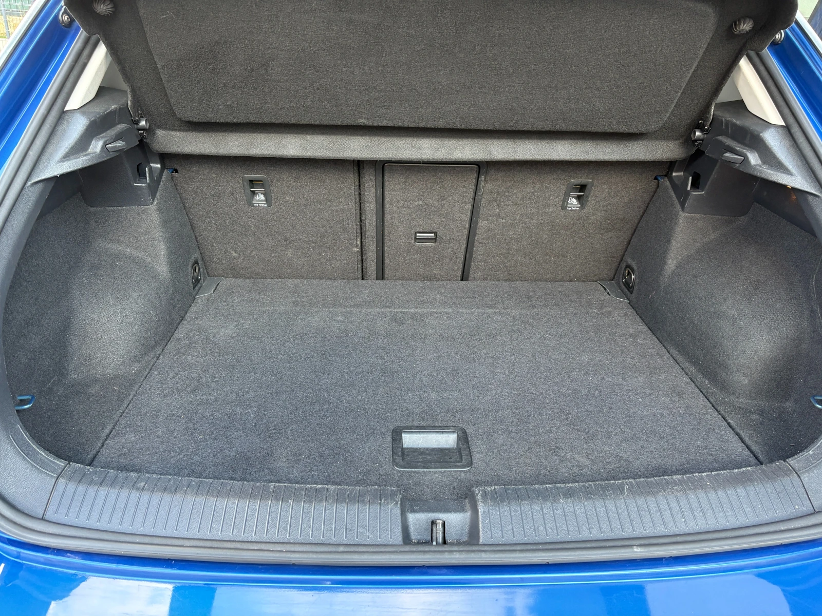 VW T-Roc 2.0TDI 4x4, снимка 17 - Автомобили и джипове - 54118947