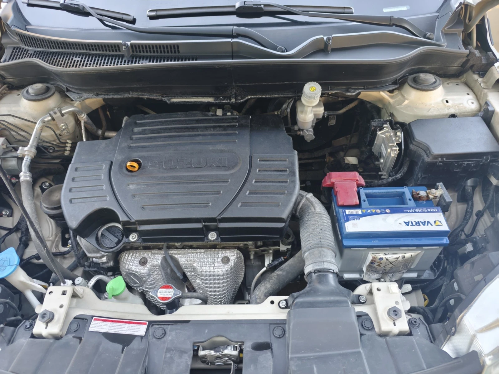 Suzuki Vitara, снимка 13 - Автомобили и джипове - 54393227