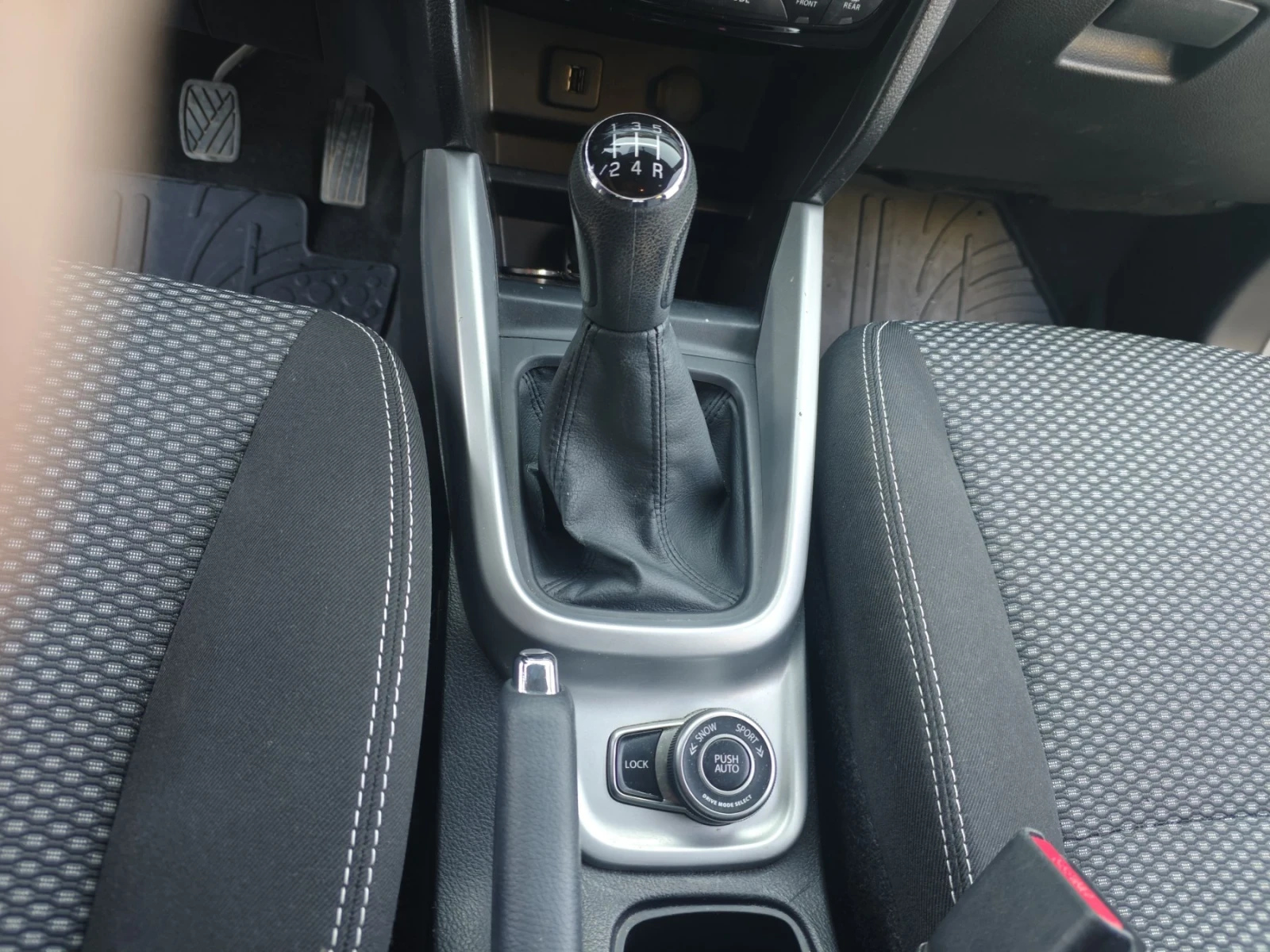 Suzuki Vitara, снимка 10 - Автомобили и джипове - 54393227