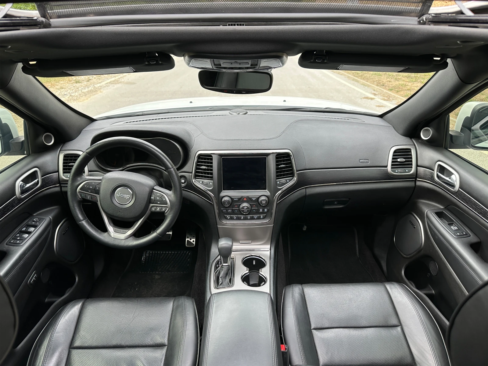 Jeep Grand cherokee 5.7 HEMI + LPG, снимка 10 - Автомобили и джипове - 54662207