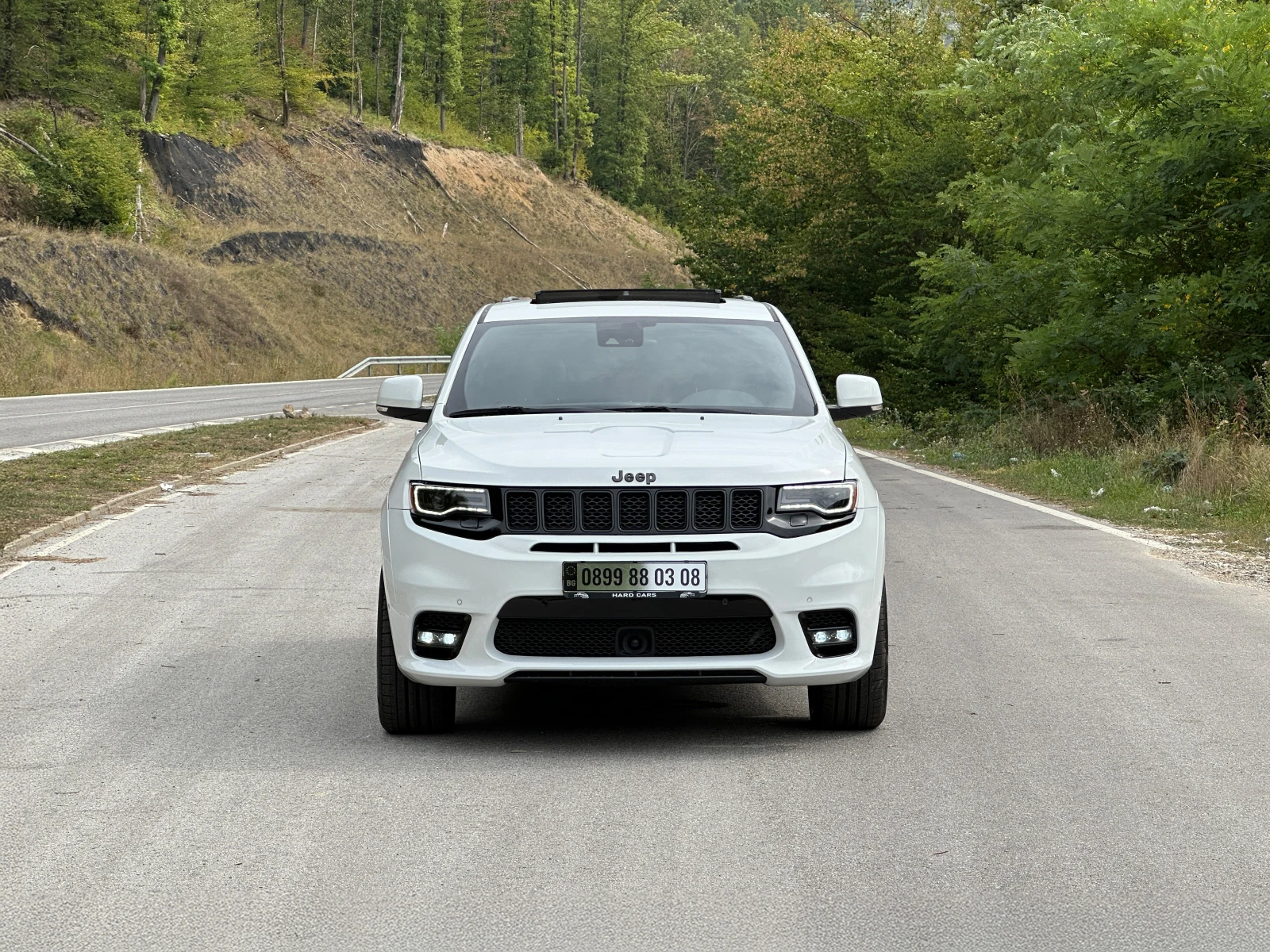 Jeep Grand cherokee 5.7 HEMI + LPG, снимка 2 - Автомобили и джипове - 54662207