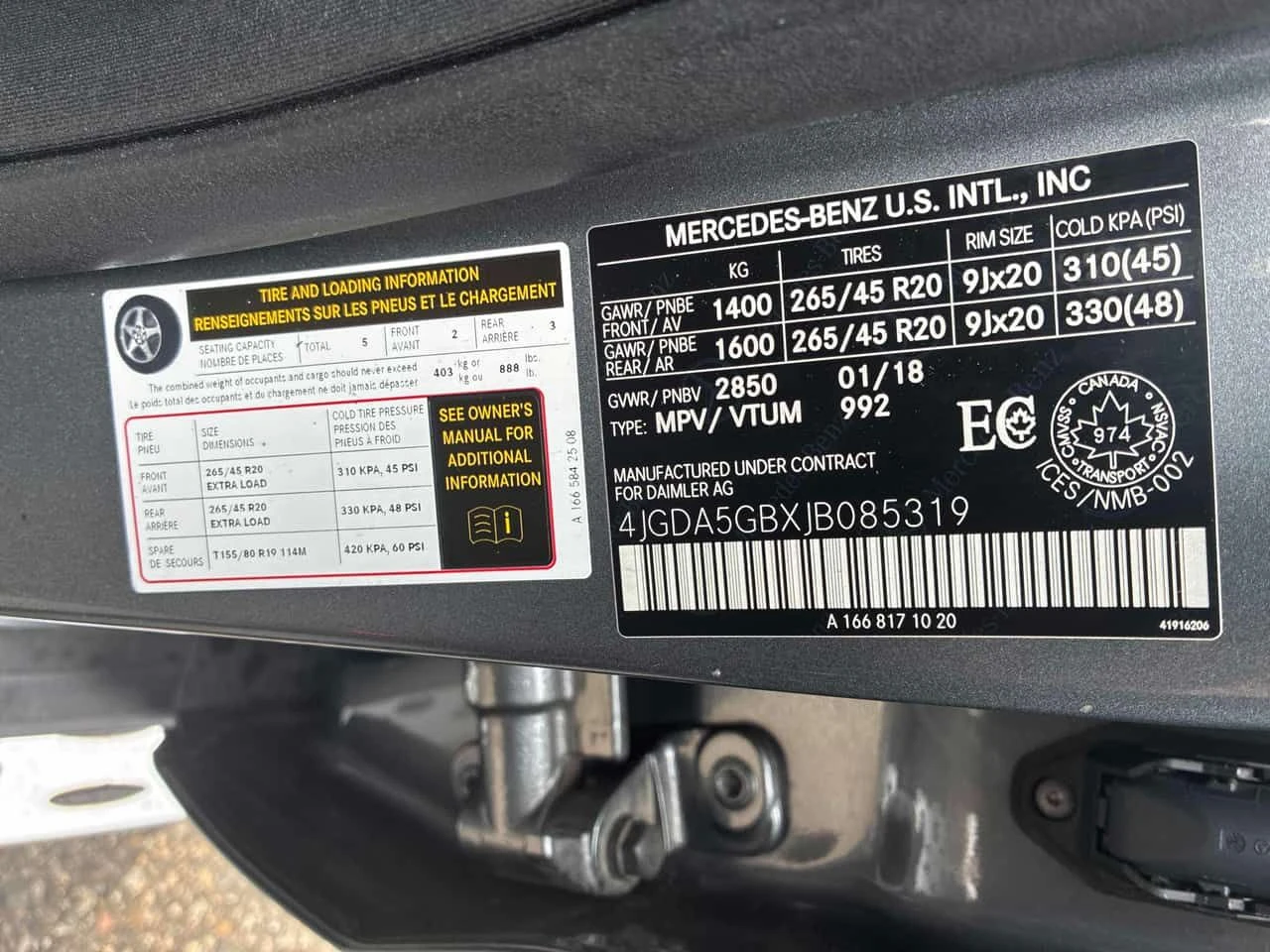 Mercedes-Benz GLE 400 AMG Line * CARFAX * , снимка 13 - Автомобили и джипове - 55439512