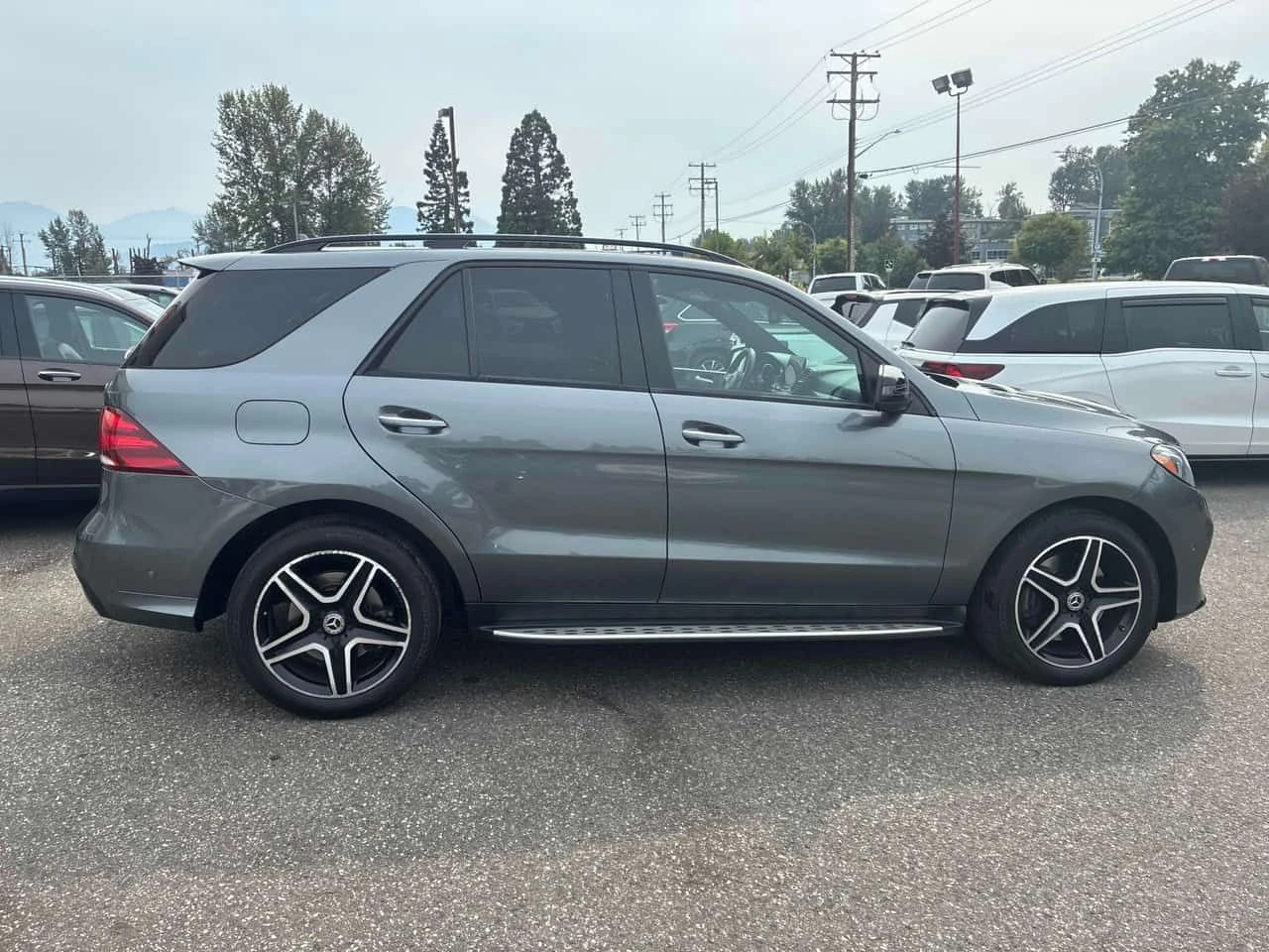 Mercedes-Benz GLE 400 AMG Line * CARFAX * , снимка 5 - Автомобили и джипове - 55439512