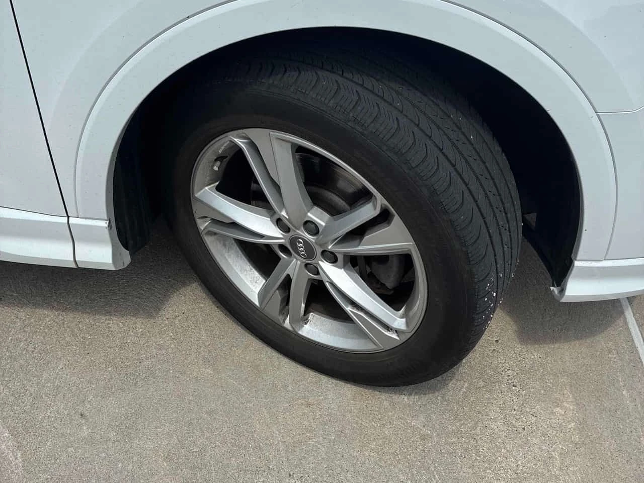 Audi Q3  Technik / B&O / 360 / DISTRONIC / CARFAX , снимка 7 - Автомобили и джипове - 55613904