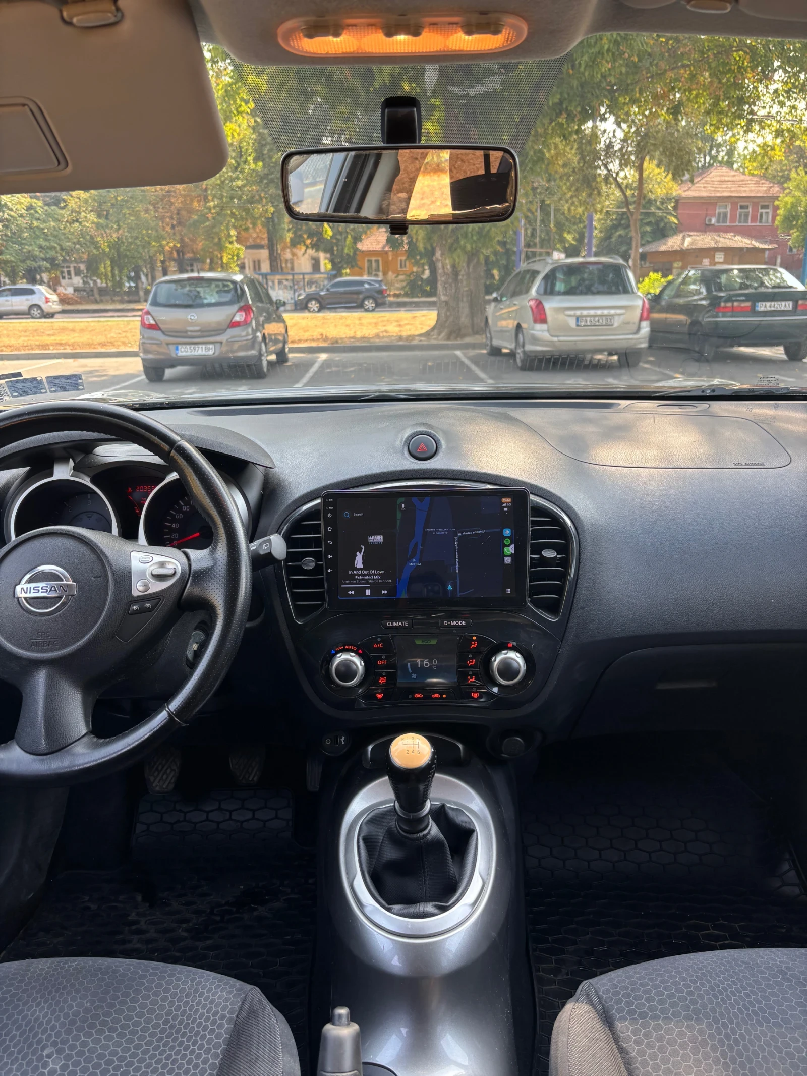 Nissan Juke 1.5 DCI 6 ck. NAVI, снимка 9 - Автомобили и джипове - 55901600