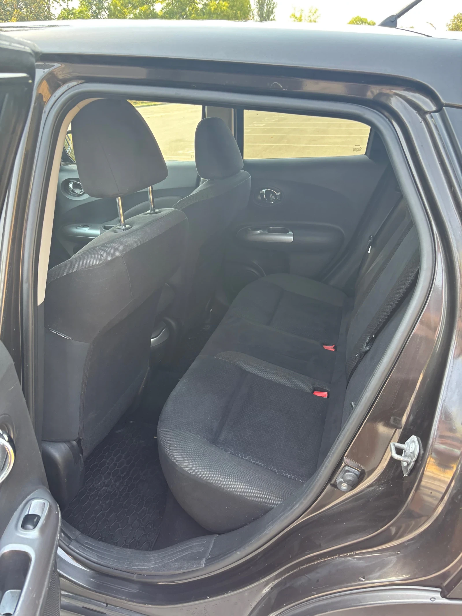 Nissan Juke 1.5 DCI 6 ck. NAVI, снимка 8 - Автомобили и джипове - 55901600
