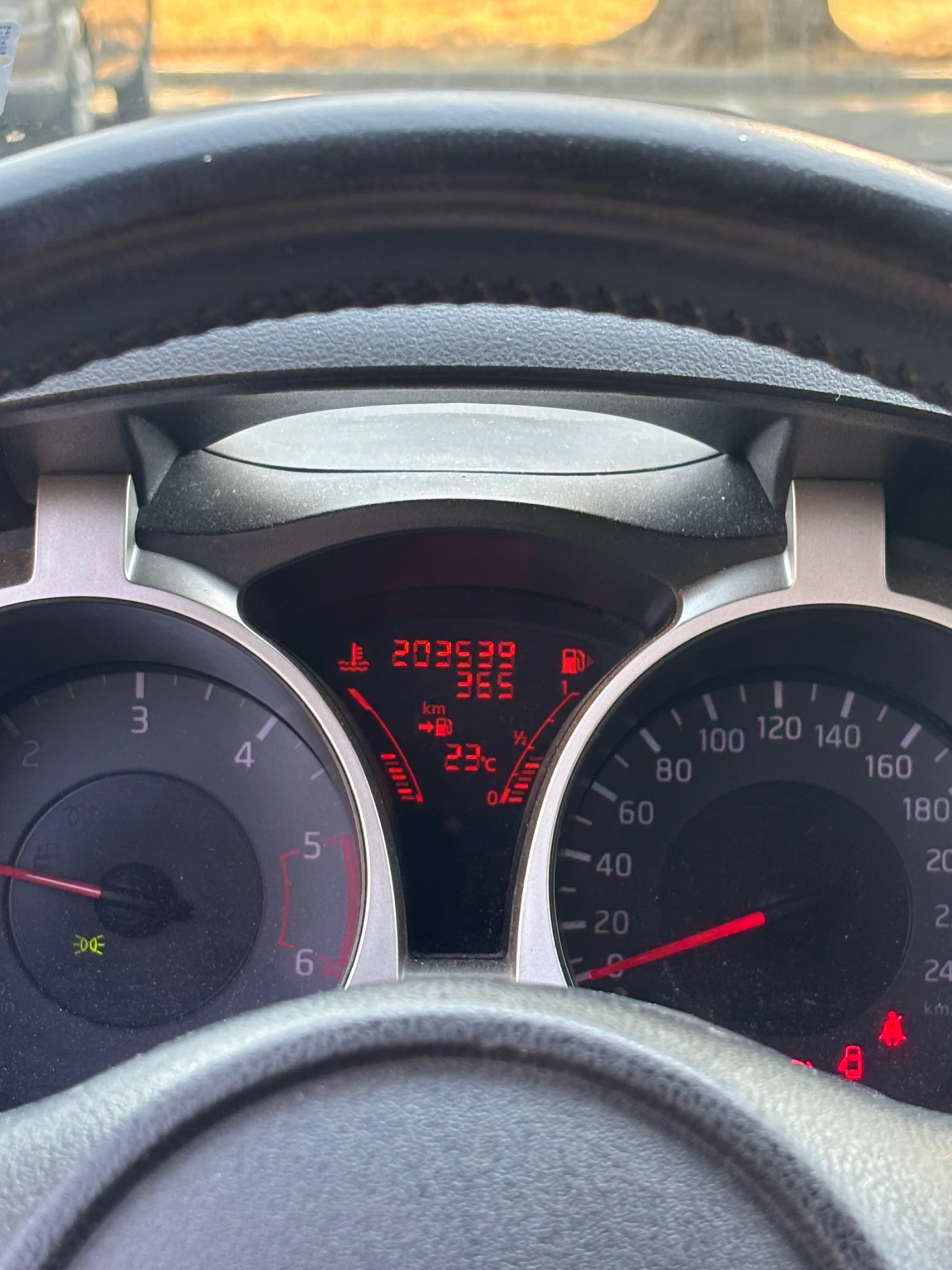 Nissan Juke 1.5 DCI 6 ck. NAVI, снимка 7 - Автомобили и джипове - 55901600